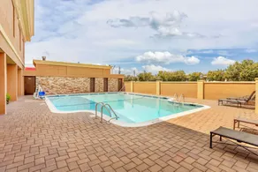 Best Western Mill River Manor - Piscine