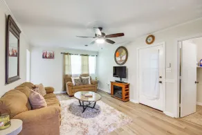 Jackson Home w/ Patio, 2 Grills & Ping-pong Table! - Intérieur