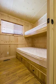 Sunset Lakes RV Resort - Zimmer