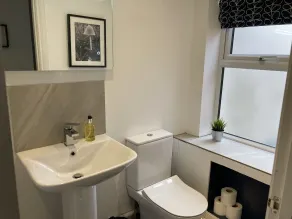 Witcroft Cottage - Bathroom