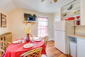 NY! Manitowoc Apt m / balkon, udsigt-gå til stranden - Interiør