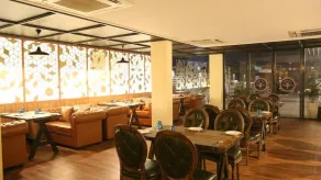 FabHotel Prime V Hazratganj - Restaurant