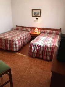Hostal Los Chopos - Zimmer