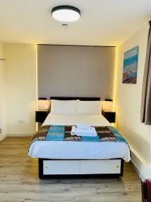 Almond Tree Hotel - Chambre