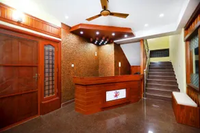 SHALOM RESIDENCY - Lobby