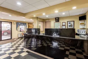 Econo Lodge Morgantown - Hall