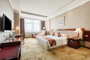 Luoyang Friendship Hotel (Peony Square Metro Station) - Zimmer