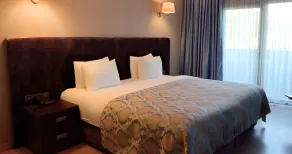 216 Castle Hotel - Room