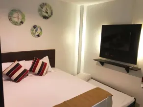 The Blanket Hotel Restaurant & Coffee - Zimmer