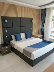 Zuri Place Hotel Limited - Rum