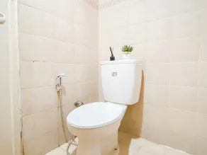 Homey 1Br At Taman Semanan Indah Cengkareng Apartment - Badezimmer