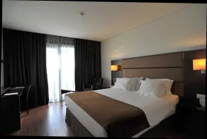 Axis Porto Business & Spa Hotel - Chambre