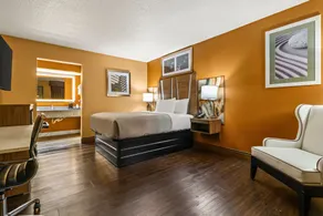 Quality Inn & Suites Corinth West - Zimmer