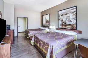 Super 8 by Wyndham Columbia - Chambre