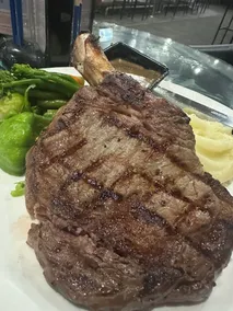 Hotel Metropole Proserpine  - Restaurante