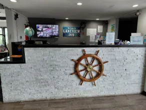 Lakeview Inn - Réception