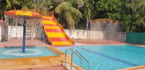 Raj Resort - Pool