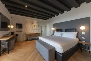 MaisonMe Boutique Hotel - Vista do quarto