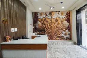 Goyal Hotelirs - Hotel Vasudha Near Prem Mandir, Vrindavan - Rezeption