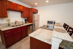 2Br Kauai Kailani Condo, Pool, walk to Ocean & Shops, AC KK117 - Eget kök