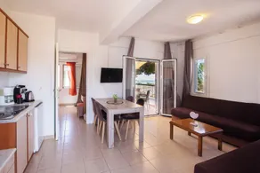 Romanos Beach Villas - Room