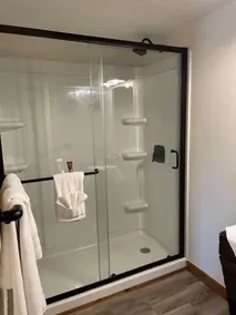 Whitetail Inn - Badezimmer