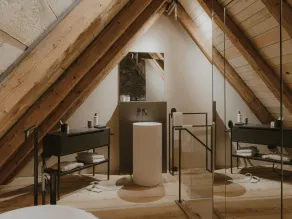 1280 Krone - Bathroom