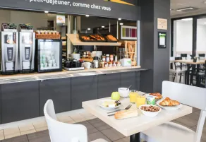 B&B HOTEL Les Herbiers - Restaurant