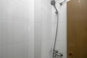 RedDoorz near Central Park Mall - Salle de bain