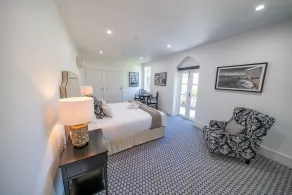 Seahorse Inn Hotel & Villas - Room