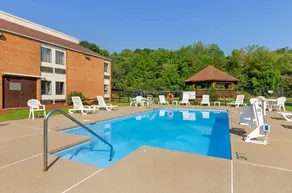 Comfort Inn Bluefield - Pool