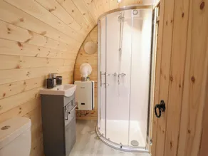 Caban Tirion - Bathroom