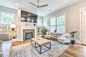 Modern Charlotte Home ~ 4 Mi to Downtown! - Interiör