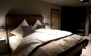 Chalet S - 5 Sterne Luxus Ferienhaus direkt am Eibsee und Zugspitze - Room