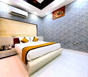 THE MANTRA- A Luxury Boutique Hotel - Room