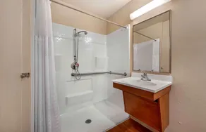 Extended Stay America Select Suites - Denver - Aurora - Bathroom