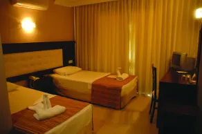 Erkal Resort Hotel - Zimmer
