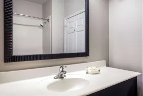 La Quinta by Wyndham Columbus TX - Salle de bain