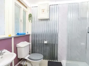 White Rabbit, Cross Lane - Bagno
