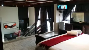 Waterfalls Boutique Hotel - Room