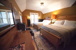 The INN - Room