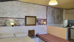 Entire ambience unit full view Breakfast Included - Rom