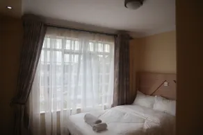 Acacia Luxurious Apartment - Zimmer