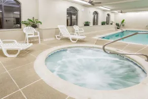 Baymont by Wyndham Asheville/Biltmore - Piscine