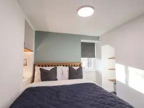 Wee Flat - Rom