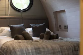 Cariad - Room