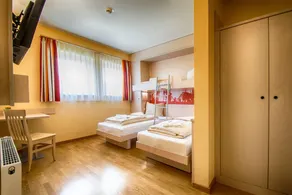 JUFA Hotel Jülich im Brückenkopf-Park - Zimmer