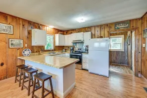 2 Mi to Oak Grove Racing & Gaming: Home on 1 Acre - Interiør