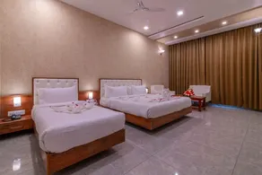 Savitri Resort - Room