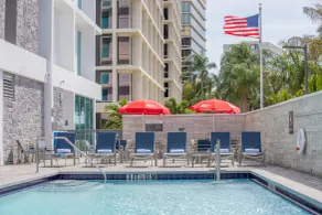 Hilton Garden Inn West Palm Beach I95 Outlets - Piscine